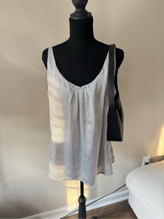 New York & Company Tops - Polka‎ Dot Scoop Neck Women's Tank Top - White/Black